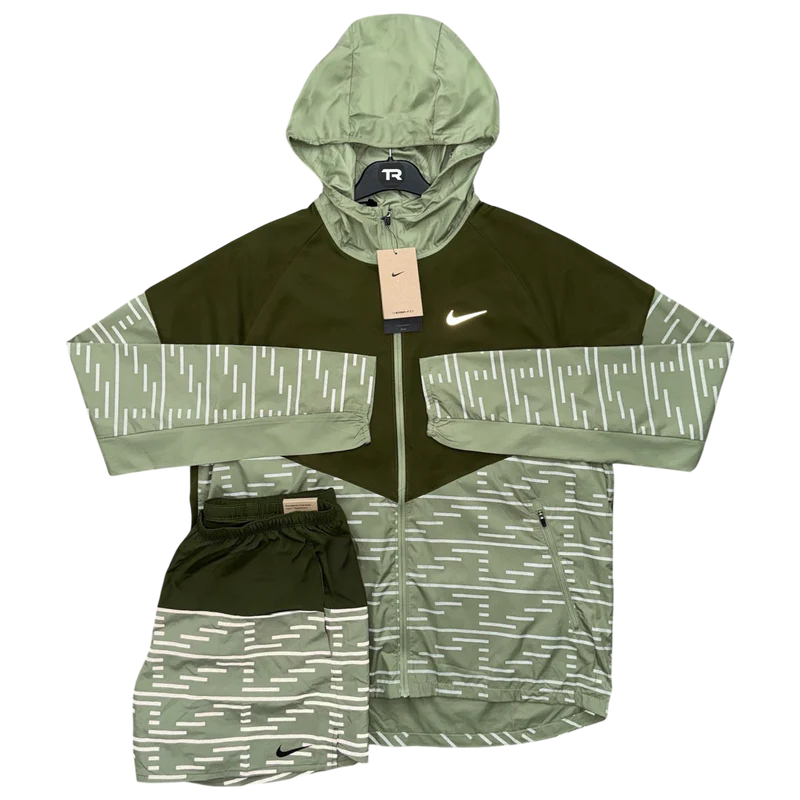 Nike Khaki Therma-Fit Reflective Set
