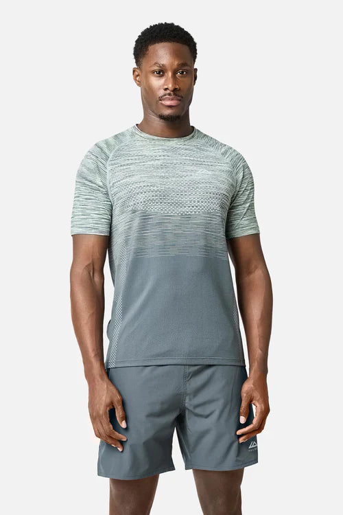 Apex Seamless Essentials 2.0 Twinset