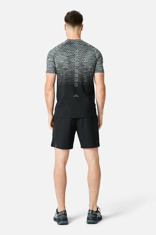 Stride Seamless Essentials 2.0 Twinset